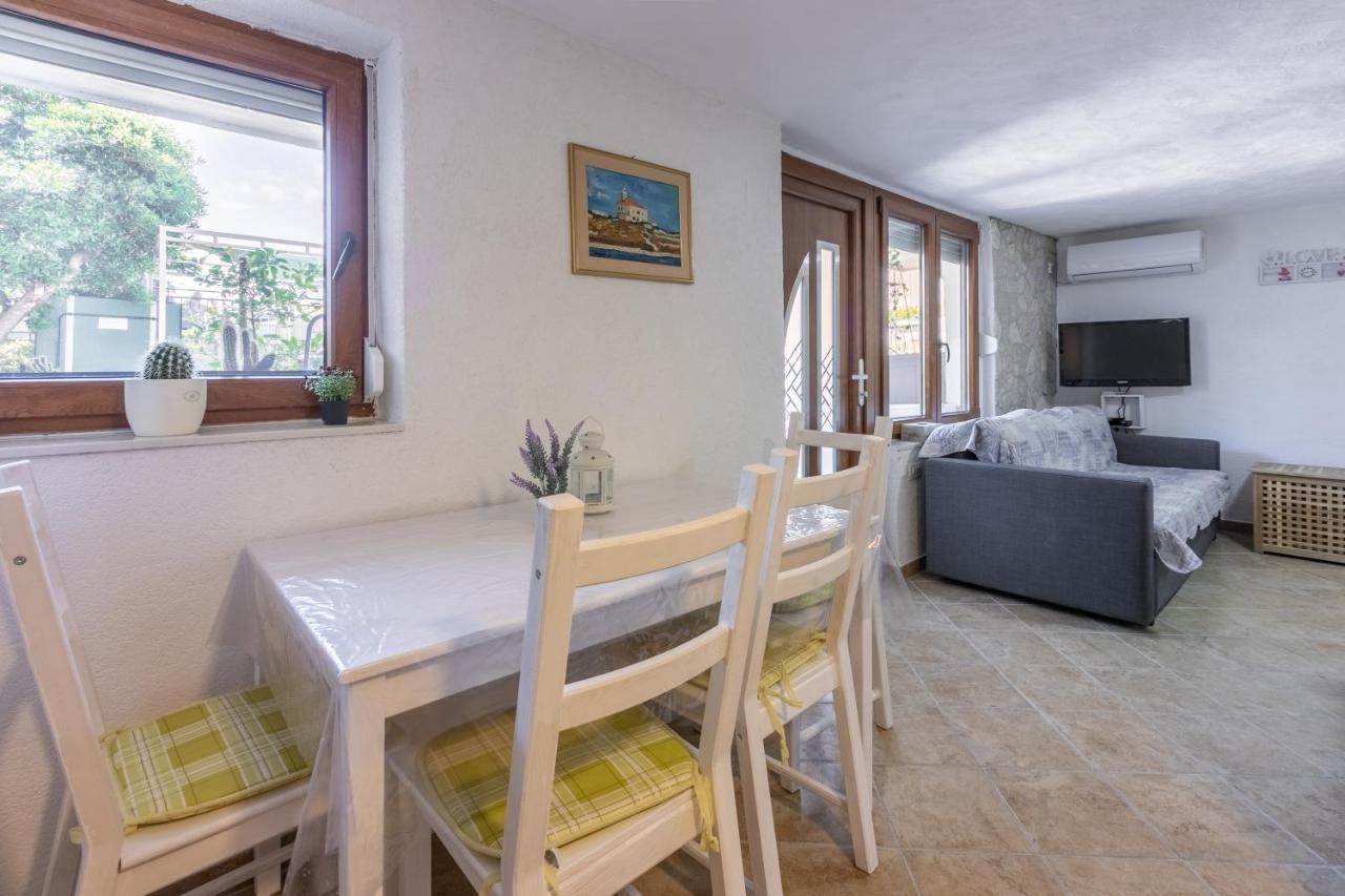 Apartments Kira Криквеница Екстериор снимка