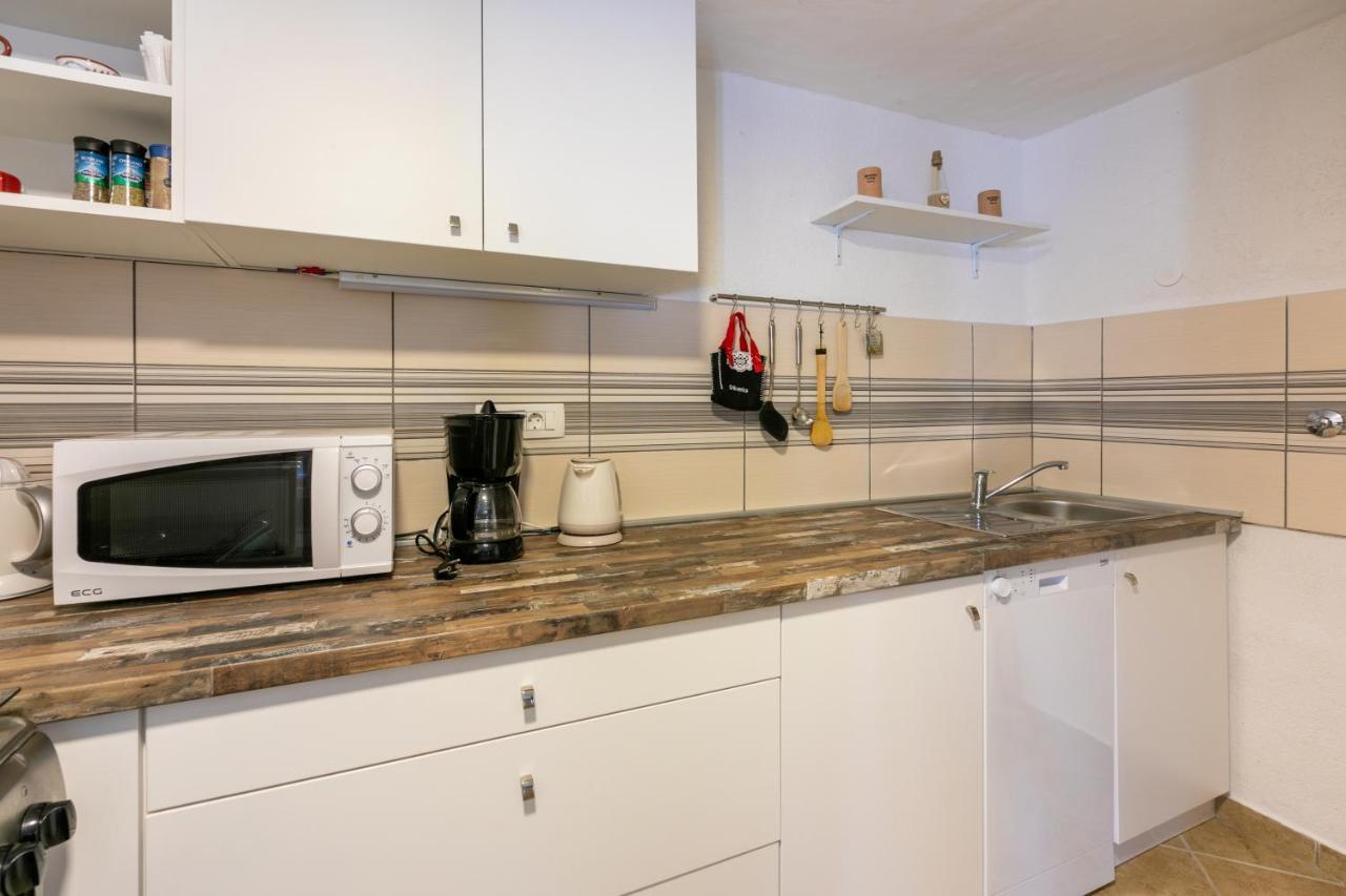 Apartments Kira Криквеница Екстериор снимка