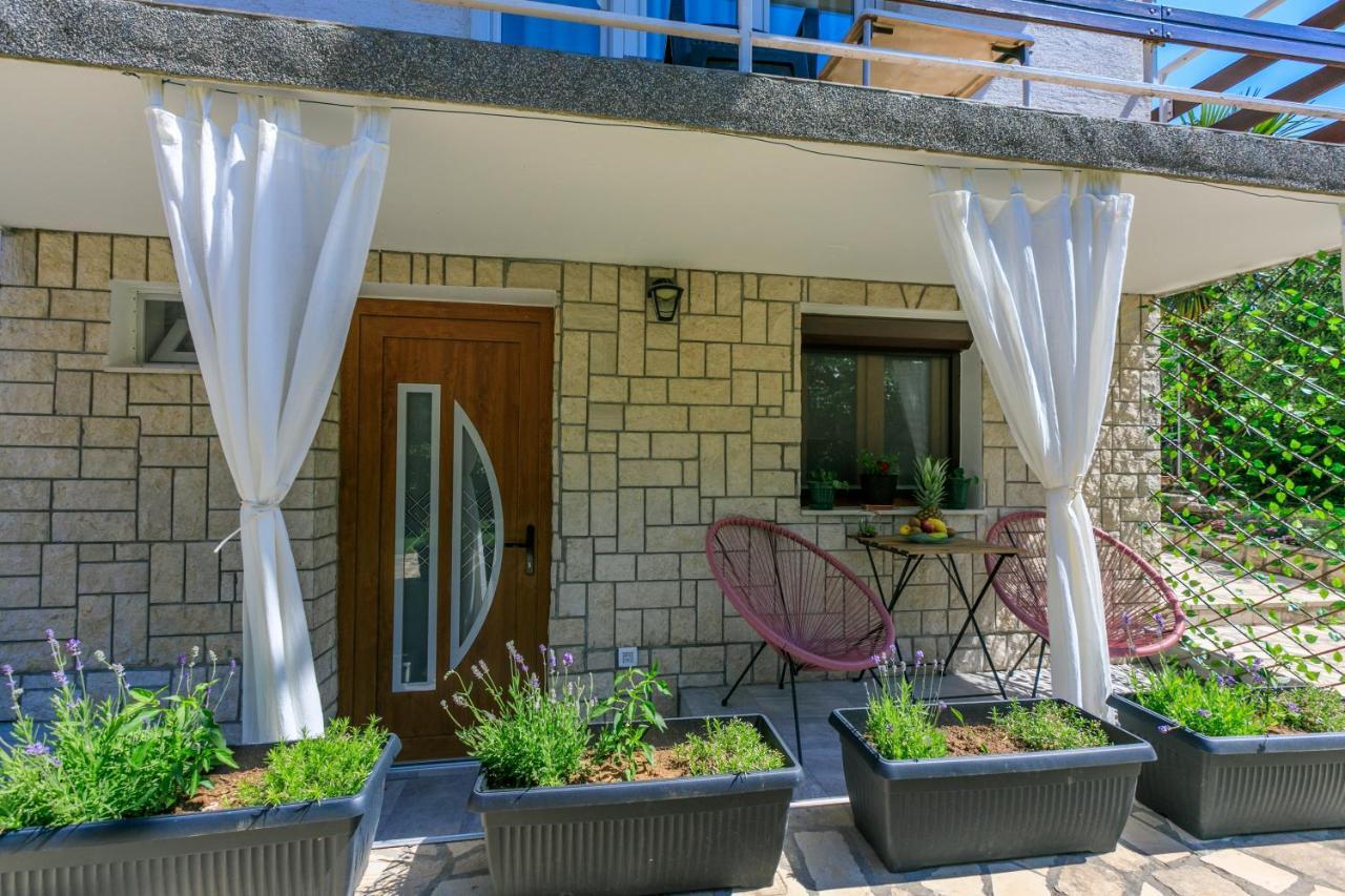 Apartments Kira Криквеница Екстериор снимка
