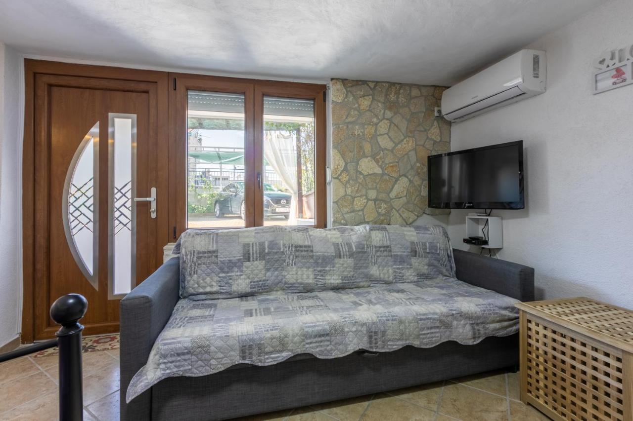 Apartments Kira Криквеница Екстериор снимка